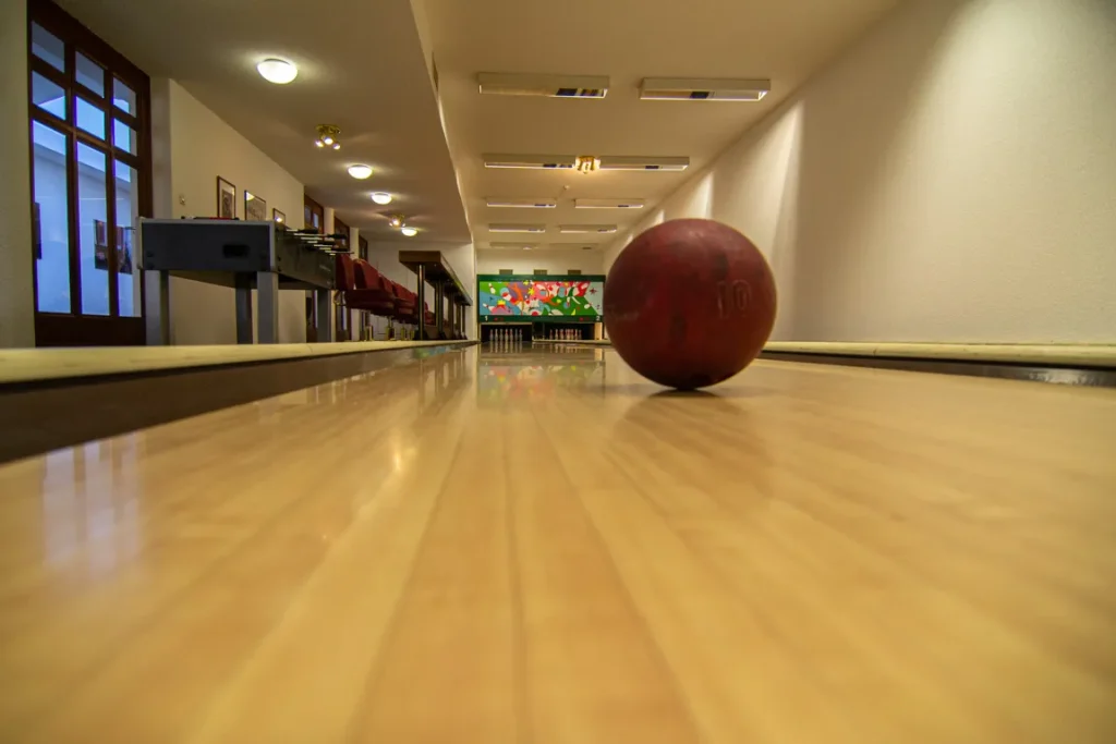 Kastélyhotel Sasvár Resort - Rendezvények programlehetőségek bowling
